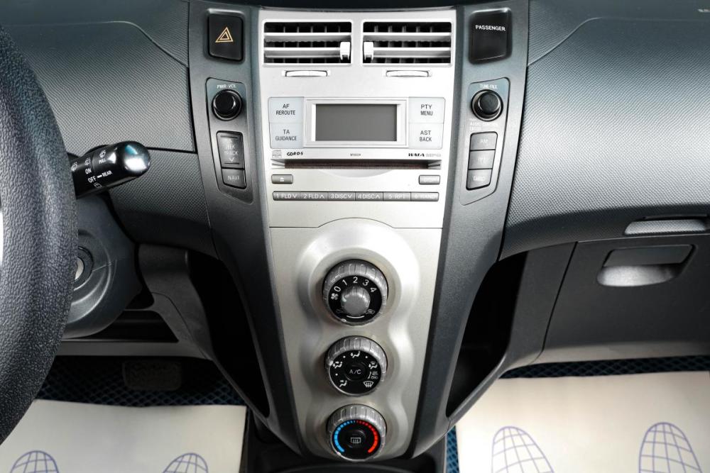 Toyota Yaris II Тюмень  - изображение 16