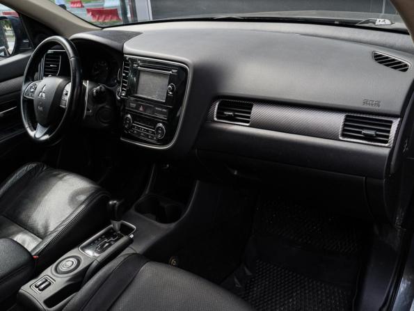 Mitsubishi Outlander III Рестайлинг с пробегом 2014 года, цена 1 330 000 рублей, 179547 км, внедорожник, Автокод Объявления