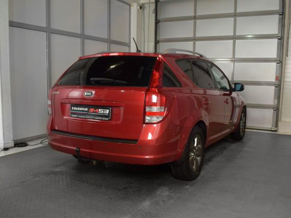 Kia Ceed I Рестайлинг с пробегом 2011 года, цена 655 999 рублей, 274295 км, универсал, Автокод Объявления