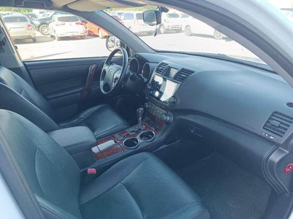 Toyota Highlander II (XU40) Рестайлинг с пробегом 2012 года, цена 1 950 000 рублей, 304362 км, внедорожник, Автокод Объявления