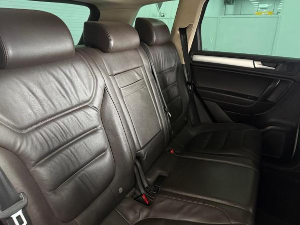 Volkswagen Touareg II с пробегом 2014 года, цена 2 165 000 рублей, 218000 км, внедорожник, Автокод Объявления