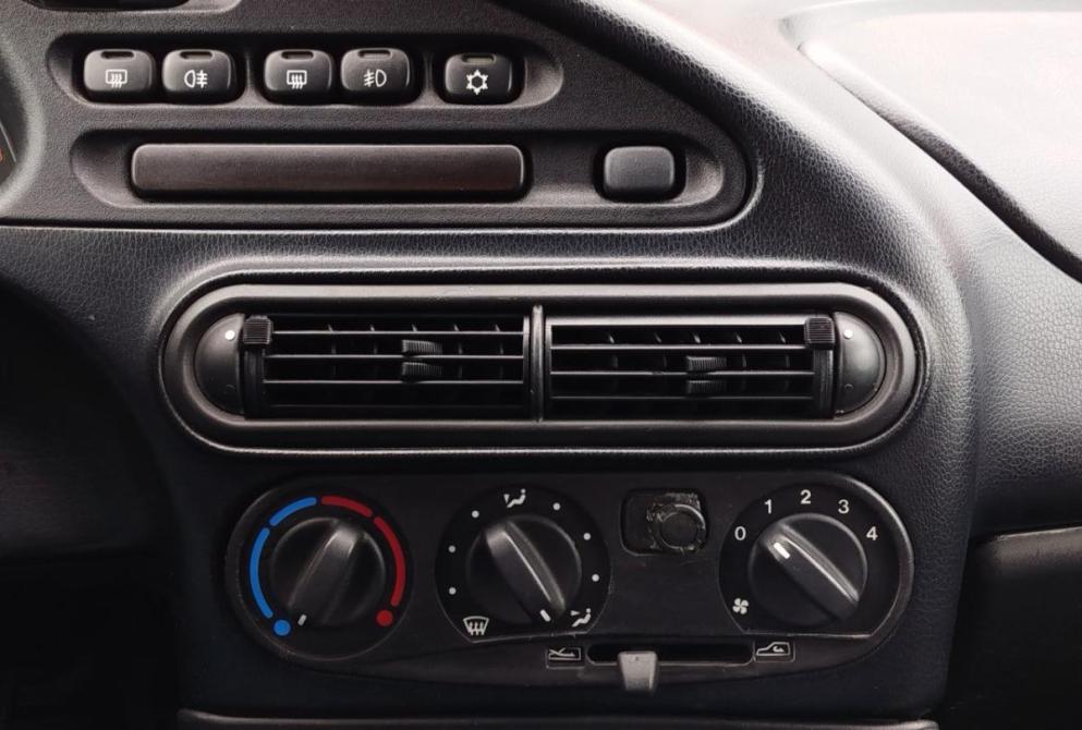 Chevrolet Niva I Рестайлинг Саратов  - изображение 17