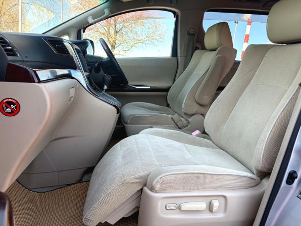 Toyota Vellfire I с пробегом 2011 года, цена 2 400 000 рублей, 162183 км, минивэн, Автокод Объявления