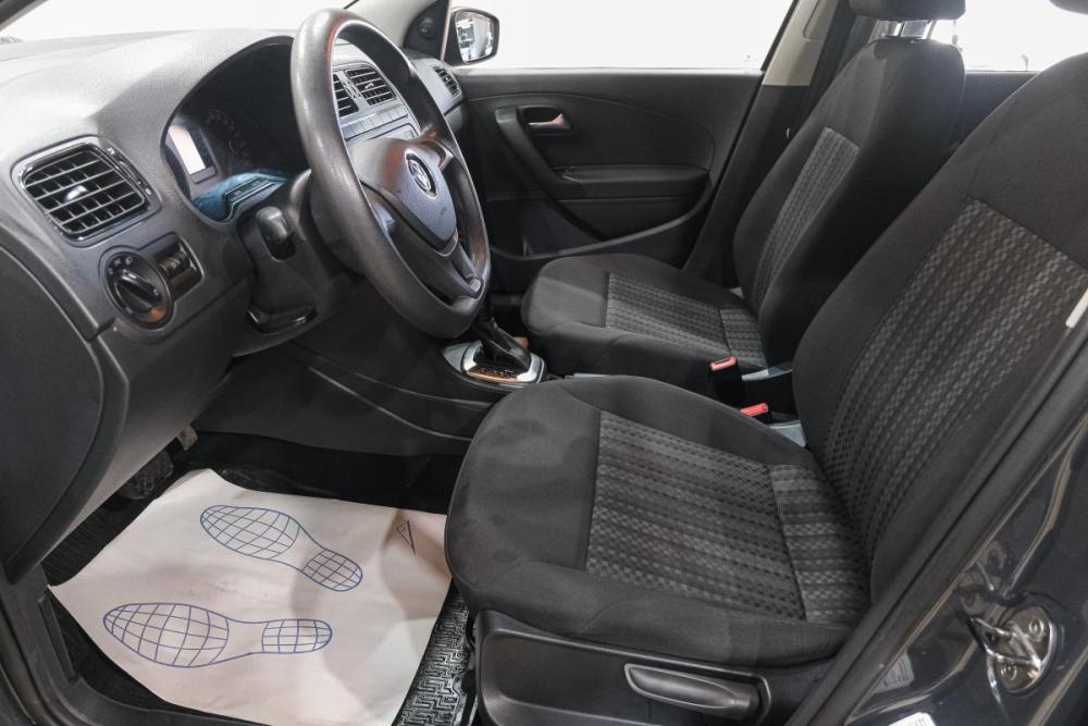 Volkswagen Polo V Рестайлинг Новокузнецк  - изображение 12
