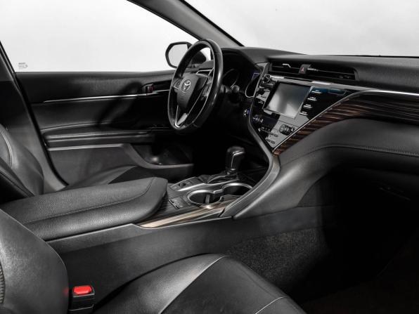Toyota Camry VIII (XV70) с пробегом 2018 года, цена 2 116 700 рублей, 178081 км, седан, Автокод Объявления
