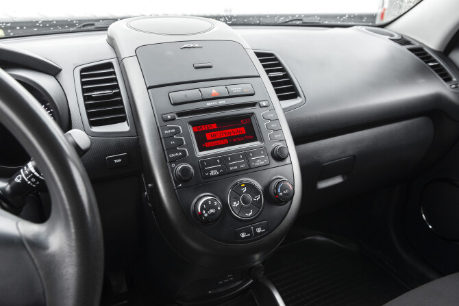 Kia Soul I Рестайлинг с пробегом 2013 года, цена 929 000 рублей, 173598 км, хэтчбек, Автокод Объявления