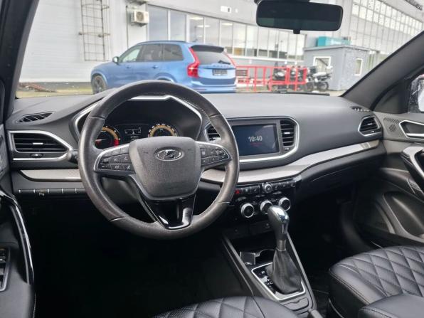 Lada (ВАЗ) Vesta I Рестайлинг (NG) с пробегом 2022 года, цена 1 369 000 рублей, 27098 км, седан, Автокод Объявления