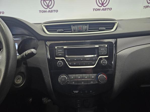 Nissan Qashqai II с пробегом 2016 года, цена 1 681 000 рублей, 81152 км, внедорожник, Автокод Объявления