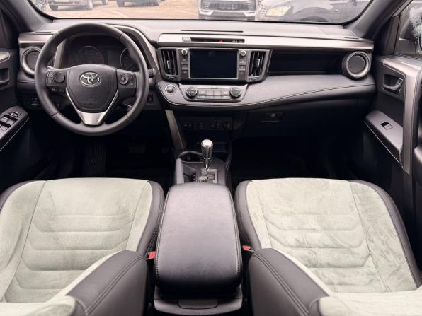 Toyota RAV4 IV (XA40) Рестайлинг с пробегом 2019 года, цена 2 760 000 рублей, 78874 км, внедорожник, Автокод Объявления