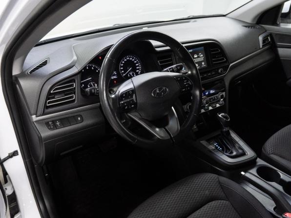 Hyundai Elantra VI (AD) Рестайлинг с пробегом 2019 года, цена 1 575 000 рублей, 153793 км, седан, Автокод Объявления