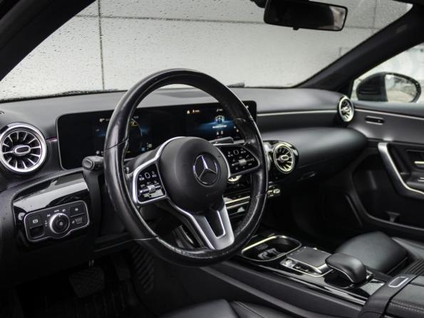 Mercedes-Benz A-Класс IV (W177) с пробегом 2018 года, цена 2 359 000 рублей, 90272 км, хэтчбек, Автокод Объявления