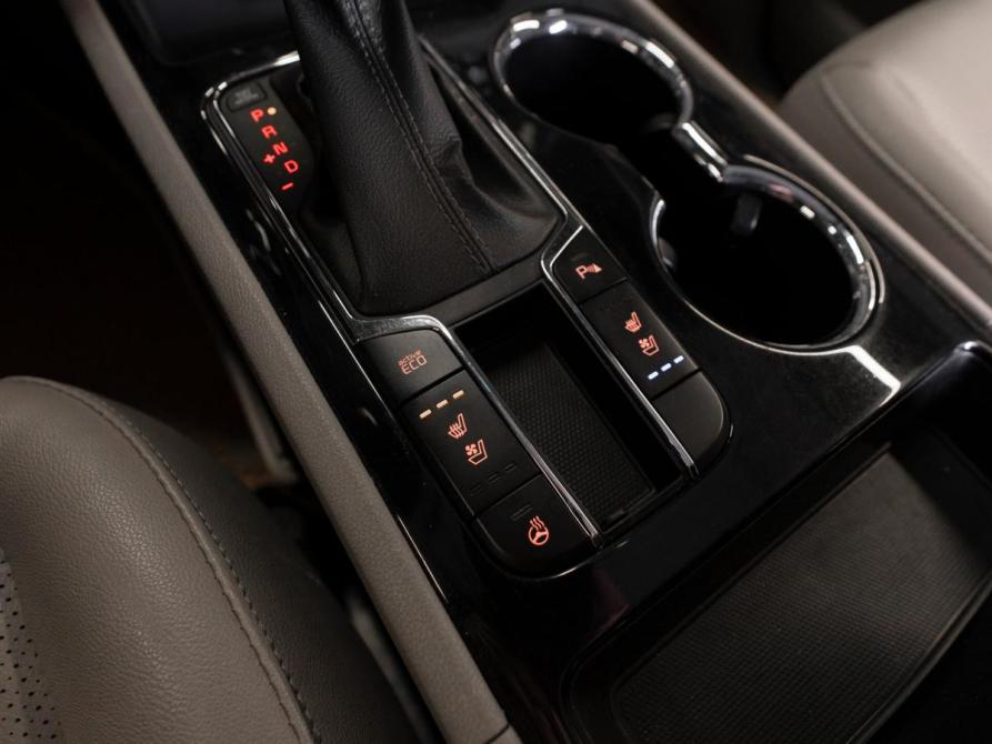 Kia Carnival III Москва  - изображение 18