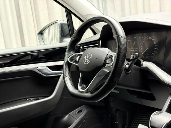 Volkswagen Touareg III с пробегом 2019 года, цена 4 249 000 рублей, 235249 км, внедорожник, Автокод Объявления