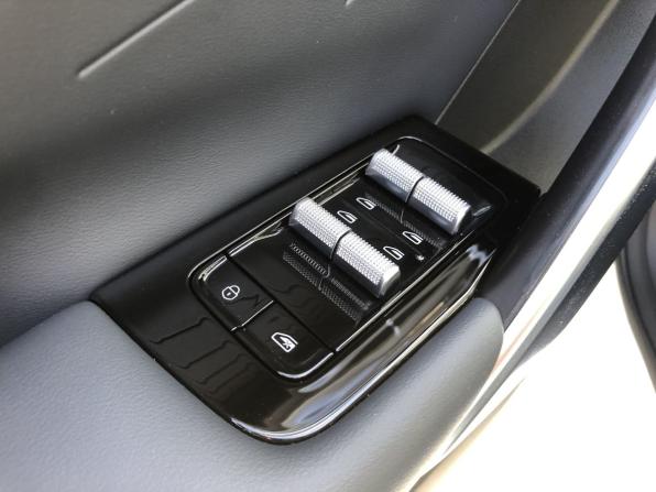 Geely Atlas II с пробегом 2024 года, цена 3 024 000 рублей, 25167 км, внедорожник, Автокод Объявления