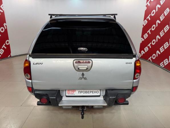 Mitsubishi L200 IV с пробегом 2008 года, цена 1 160 000 рублей, 185193 км, пикап, Автокод Объявления