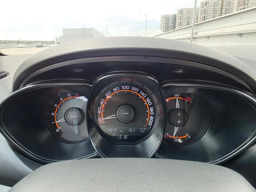 Lada (ВАЗ) Vesta I Ростов-на-Дону  - изображение 12