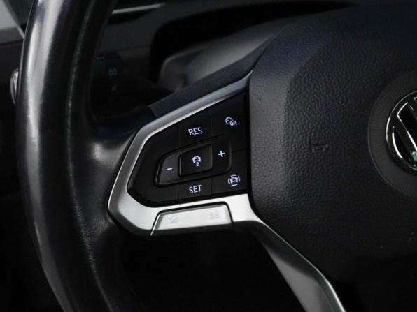 Volkswagen Passat B8 Рестайлинг с пробегом 2020 года, цена 2 399 046 рублей, 165243 км, седан, Автокод Объявления