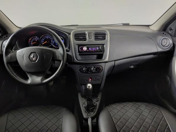 Renault Logan II с пробегом 2017 года, цена 370 000 рублей, 342665 км, седан, Автокод Объявления