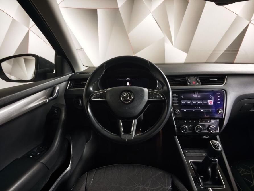 Skoda Octavia III (A7) Рестайлинг Москва  - изображение 19