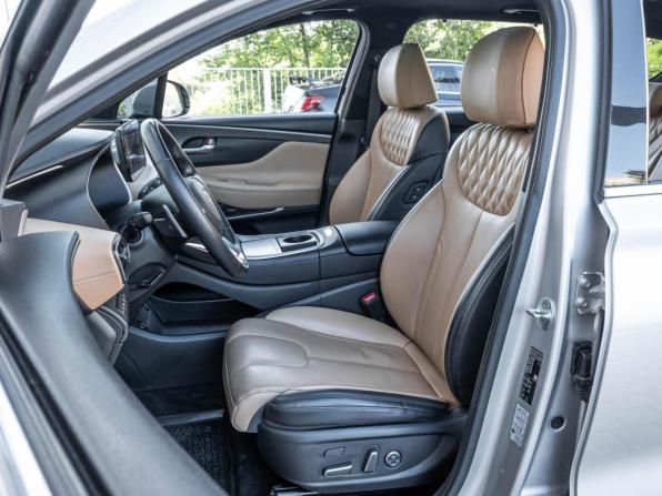 Hyundai Santa Fe IV Рестайлинг с пробегом 2021 года, цена 3 696 000 рублей, 89651 км, внедорожник, Автокод Объявления