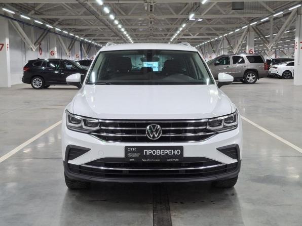 Volkswagen Tiguan II Рестайлинг с пробегом 2021 года, цена 2 660 000 рублей, 50562 км, внедорожник, Автокод Объявления
