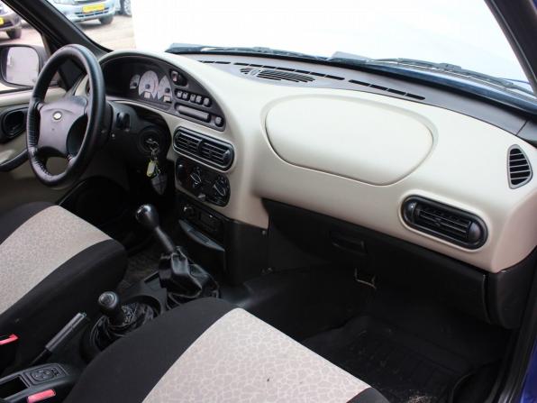 Chevrolet Niva I с пробегом 2006 года, цена 299 000 рублей, 177863 км, внедорожник, Автокод Объявления