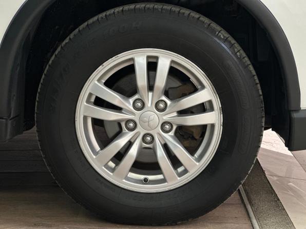 Mitsubishi Outlander III Рестайлинг 2 с пробегом 2015 года, цена 1 550 000 рублей, 202480 км, внедорожник, Автокод Объявления