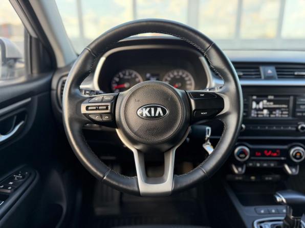 Kia Rio IV Рестайлинг с пробегом 2020 года, цена 1 689 000 рублей, 69300 км, седан, Автокод Объявления