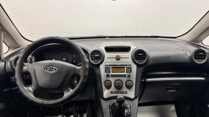Kia Carens II (UN) с пробегом 2010 года, цена 400 000 рублей, 210483 км, минивэн, Автокод Объявления