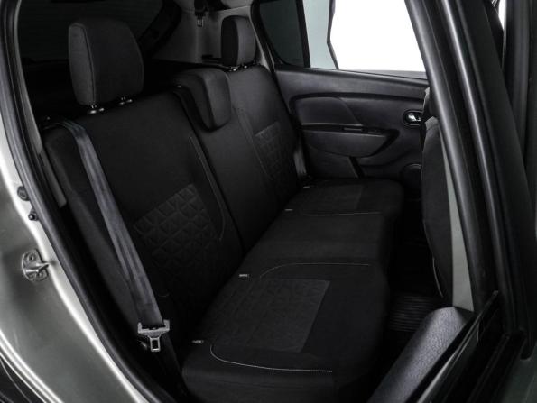Renault Sandero II с пробегом 2017 года, цена 935 000 рублей, 112516 км, хэтчбек, Автокод Объявления