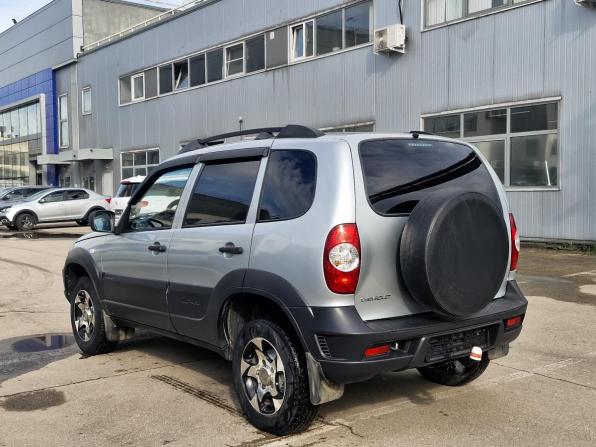 Chevrolet Niva I Рестайлинг с пробегом 2018 года, цена 844 000 рублей, 76628 км, внедорожник, Автокод Объявления