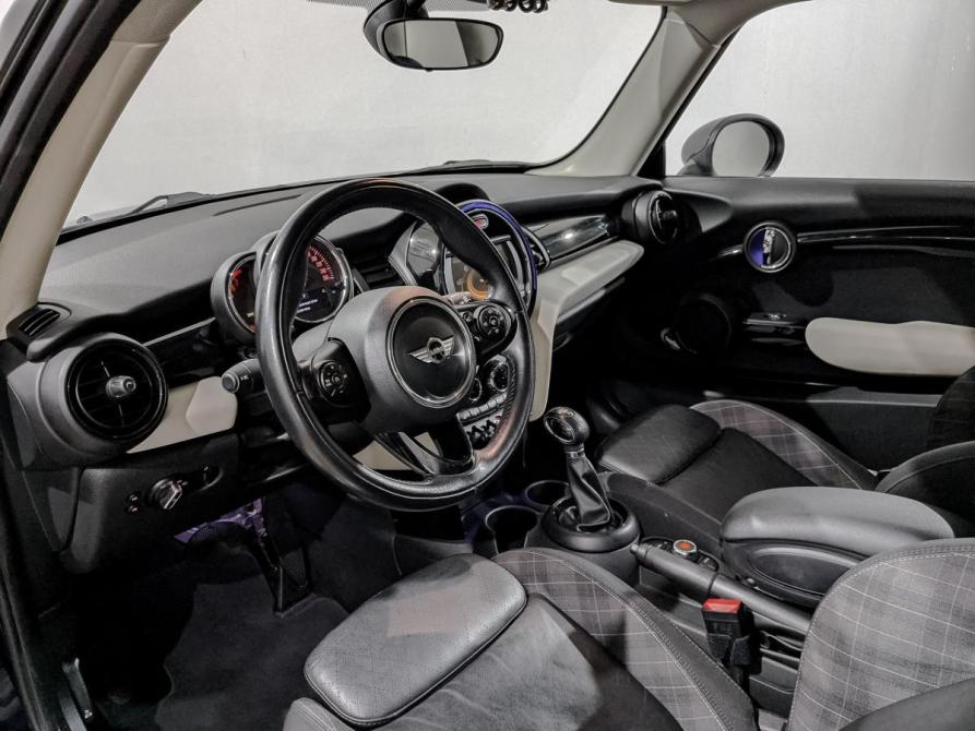 Mini Hatch III (F55/F56) Рестайлинг Химки  - изображение 15