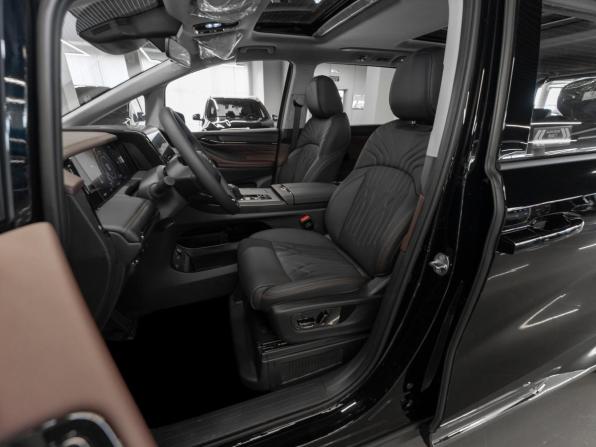GAC Trumpchi M8 II с пробегом 2026 года, цена 4 730 000 рублей, 35 км, минивэн, Автокод Объявления