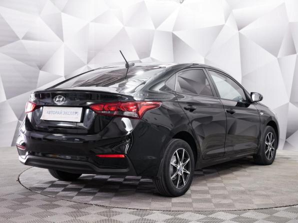 Hyundai Solaris II с пробегом 2018 года, цена 1 080 000 рублей, 160500 км, седан, Автокод Объявления