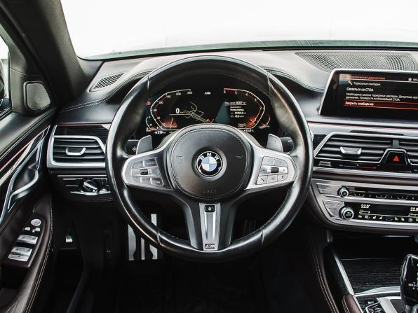 BMW 7 серии VI (G11/G12) Рестайлинг с пробегом 2019 года, цена 5 990 000 рублей, 98326 км, седан, Автокод Объявления