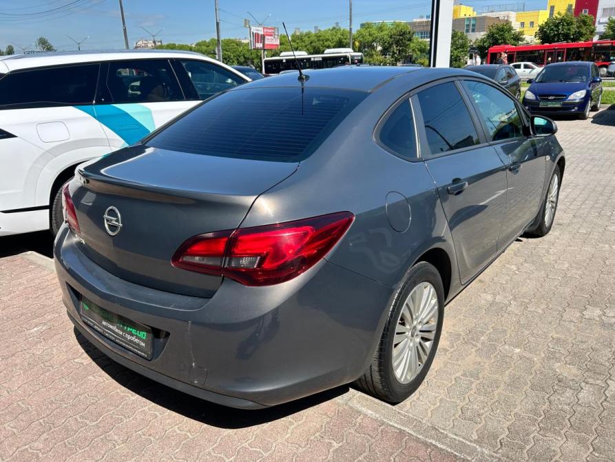 Opel Astra J Рестайлинг Череповец  - изображение 6
