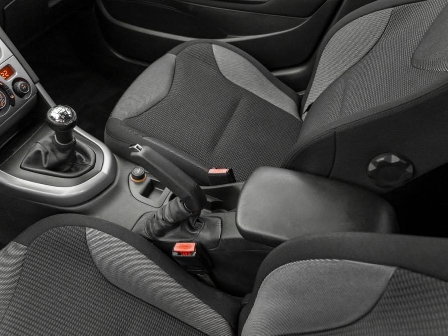 Peugeot 308 I Москва  - изображение 15