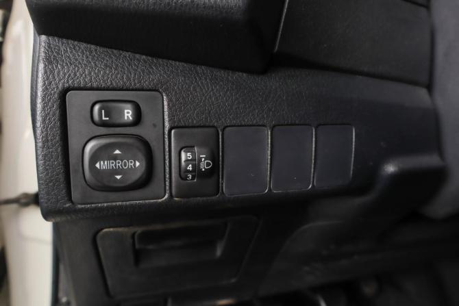 Toyota Corolla XI (E160 E170 E180) с пробегом 2014 года, цена 1 099 000 рублей, 230000 км, седан, Автокод Объявления