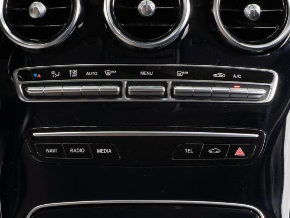 Mercedes-Benz C-Класс IV (W205) Рестайлинг с пробегом 2018 года, цена 2 439 000 рублей, 117724 км, седан, Автокод Объявления