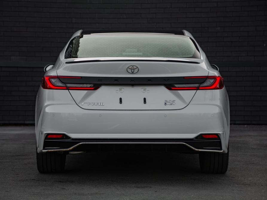 Toyota Camry IX (XV80) China Market Тюмень  - изображение 7