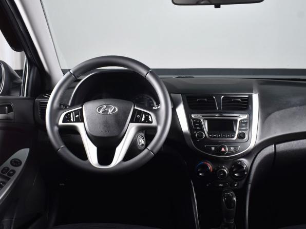Hyundai Solaris I Рестайлинг с пробегом 2016 года, цена 1 089 995 рублей, 158403 км, седан, Автокод Объявления