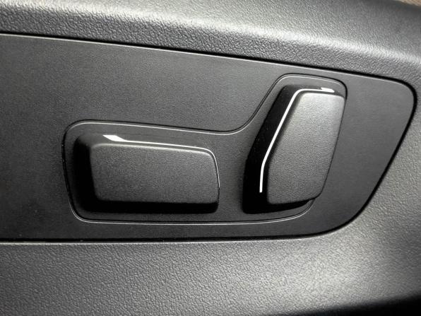 BMW 5 серии VIII (G60/G61/G68) с пробегом 2024 года, цена 7 600 000 рублей, 34956 км, седан, Автокод Объявления