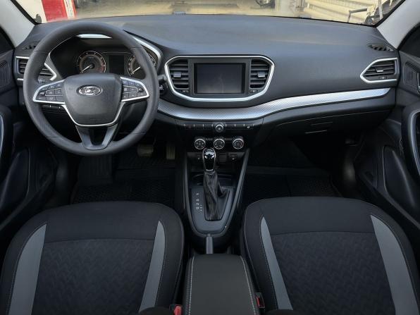 Lada (ВАЗ) Vesta I Рестайлинг (NG) с пробегом 2024 года, цена 1 400 000 рублей, 43118 км, седан, Автокод Объявления
