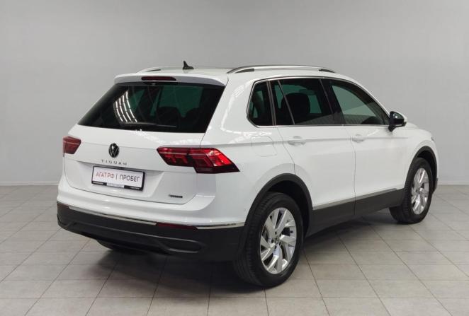 Volkswagen Tiguan II Рестайлинг с пробегом 2021 года, цена 3 267 000 рублей, 110503 км, внедорожник, Автокод Объявления