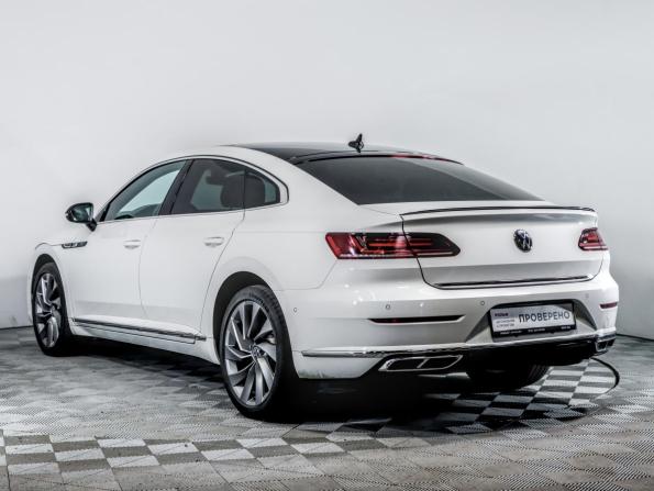 Volkswagen Passat CC II Рестайлинг с пробегом 2022 года, цена 3 490 000 рублей, 59850 км, лифтбек, Автокод Объявления