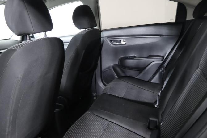 Kia Rio IV с пробегом 2018 года, цена 1 249 990 рублей, 120181 км, седан, Автокод Объявления
