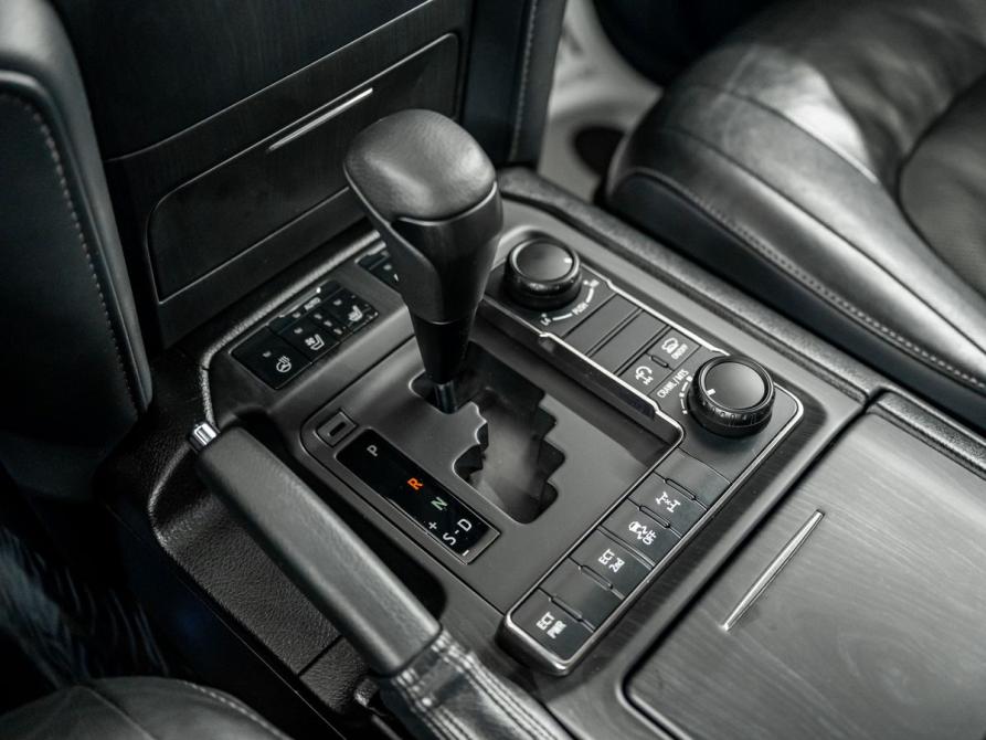 Toyota Land Cruiser 200 Series Рестайлинг 2 Красноярск  - изображение 16