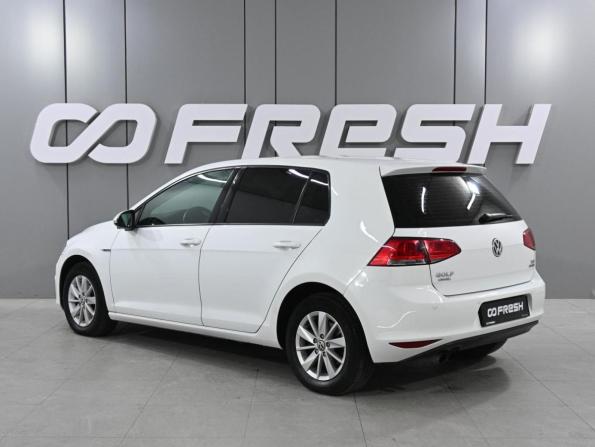 Volkswagen Golf VII с пробегом 2013 года, цена 950 000 рублей, 269777 км, хэтчбек, Автокод Объявления