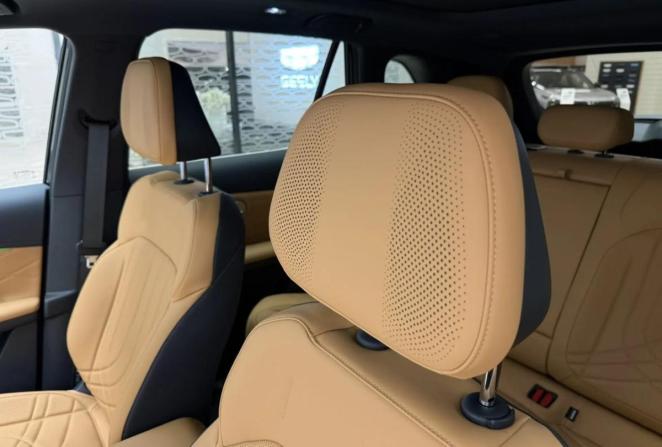 Новый Geely EX5 Гибрид 2026 года, цена 3 829 990 рублей, внедорожник, Автокод Объявления
