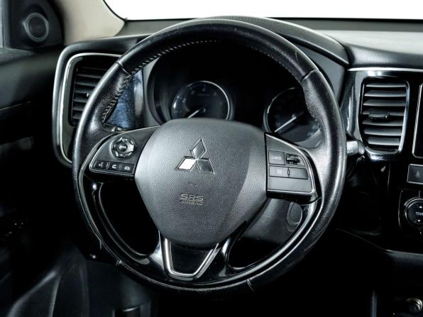 Mitsubishi Outlander III Рестайлинг 2 с пробегом 2018 года, цена 1 698 000 рублей, 156725 км, внедорожник, Автокод Объявления